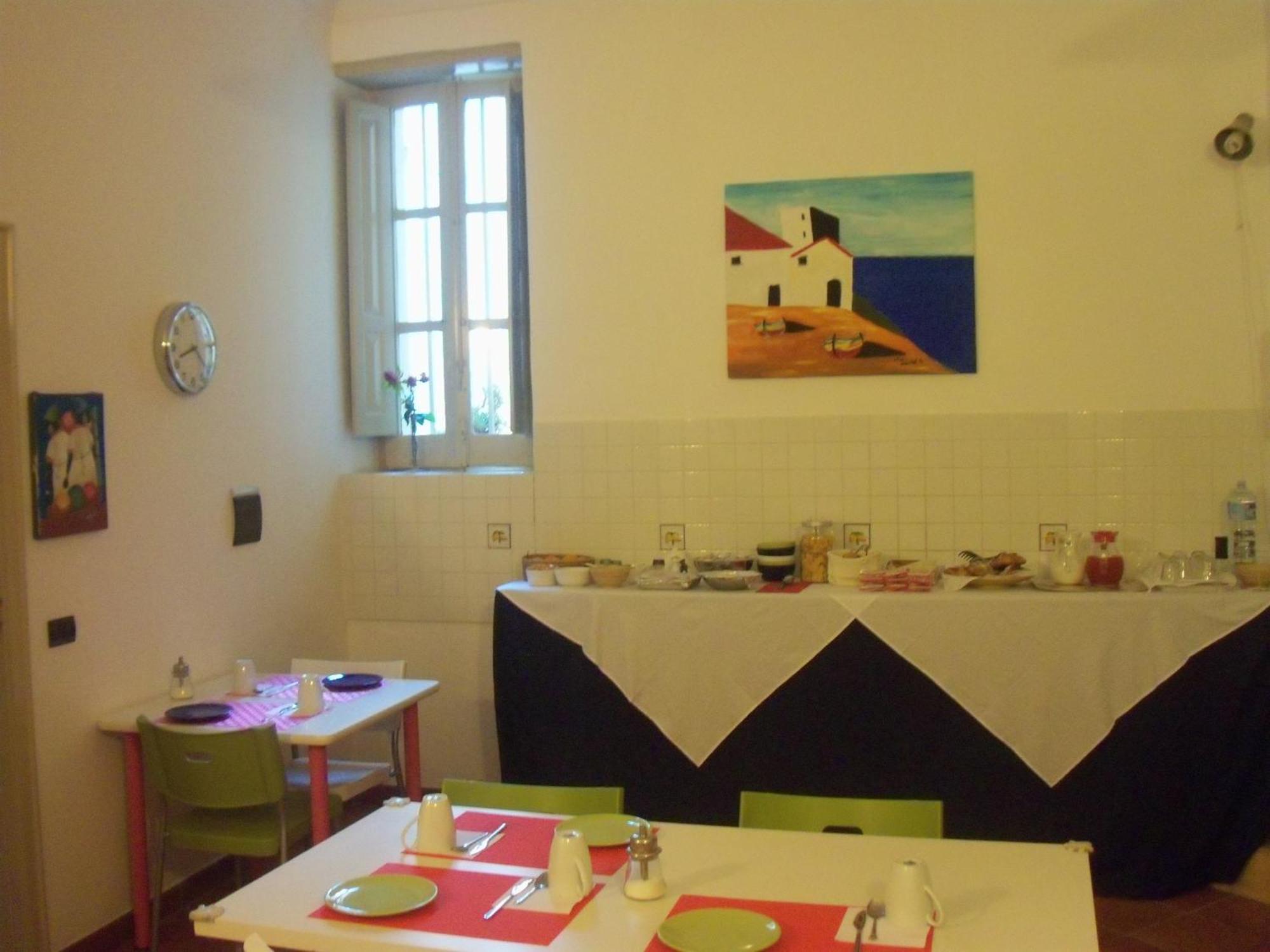 B&B Caravaggio Siracusa 200 Metres From Ortigia Сиракузы Экстерьер фото