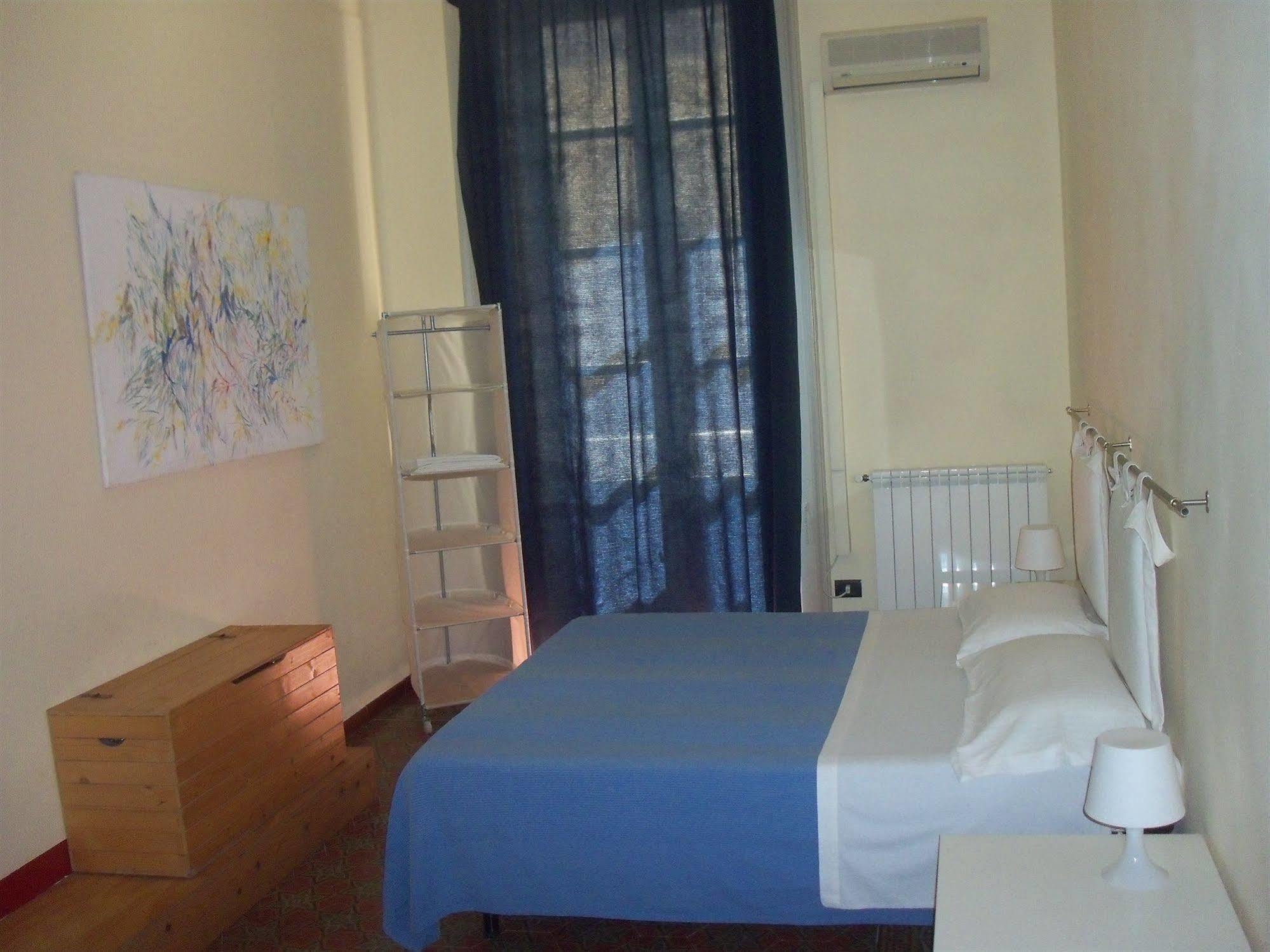B&B Caravaggio Siracusa 200 Metres From Ortigia Сиракузы Экстерьер фото