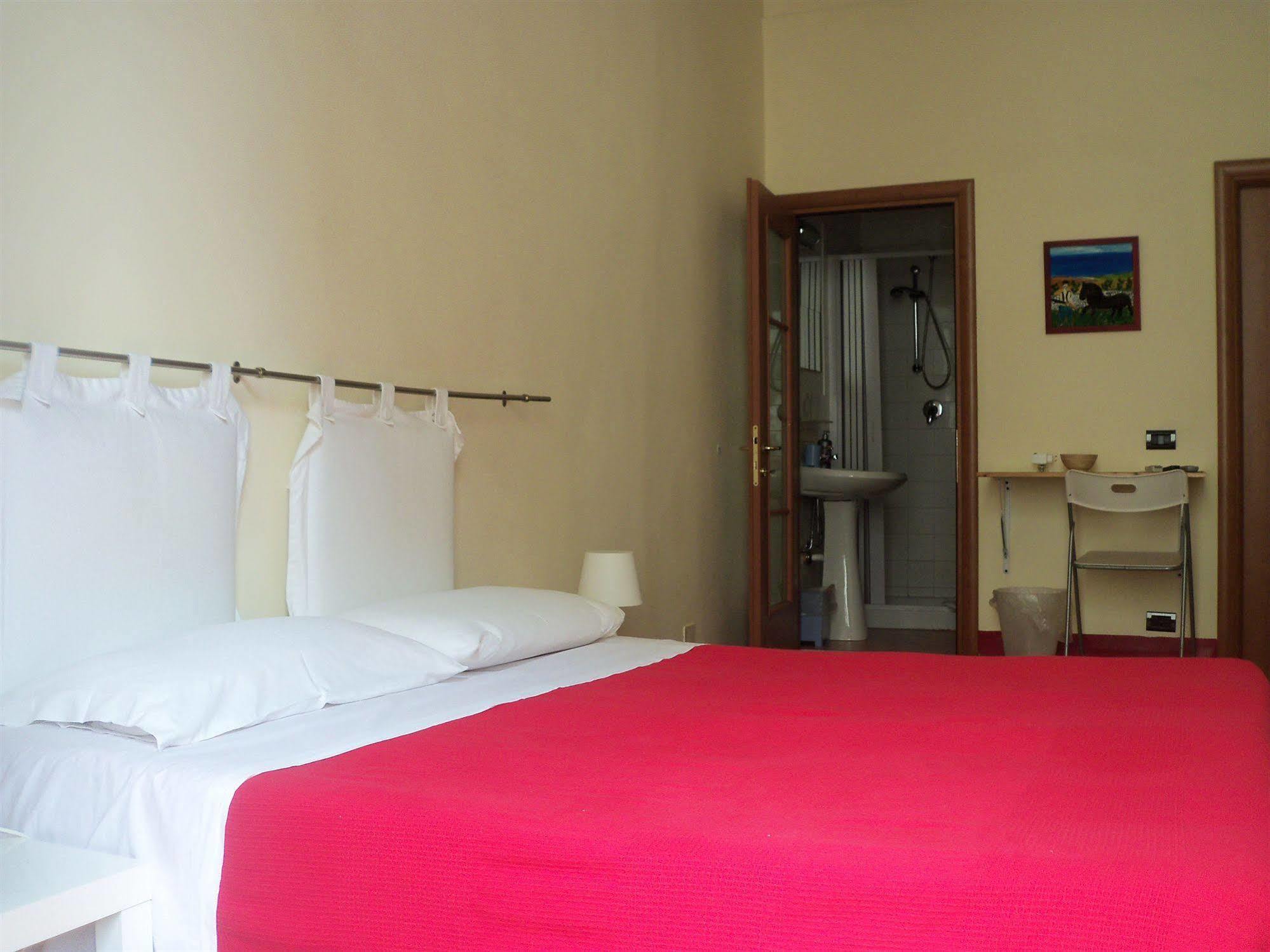 B&B Caravaggio Siracusa 200 Metres From Ortigia Сиракузы Экстерьер фото